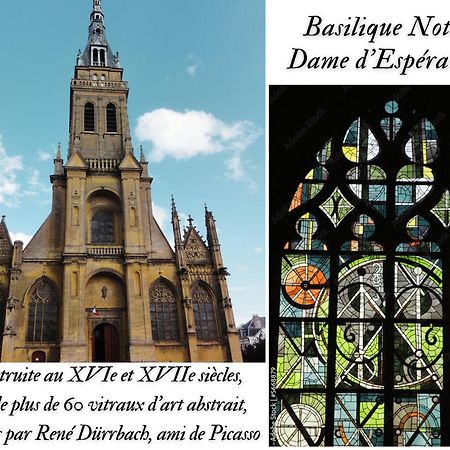 Charleville-Mezieres: Belle Vue Place Ducale ภายนอก รูปภาพ